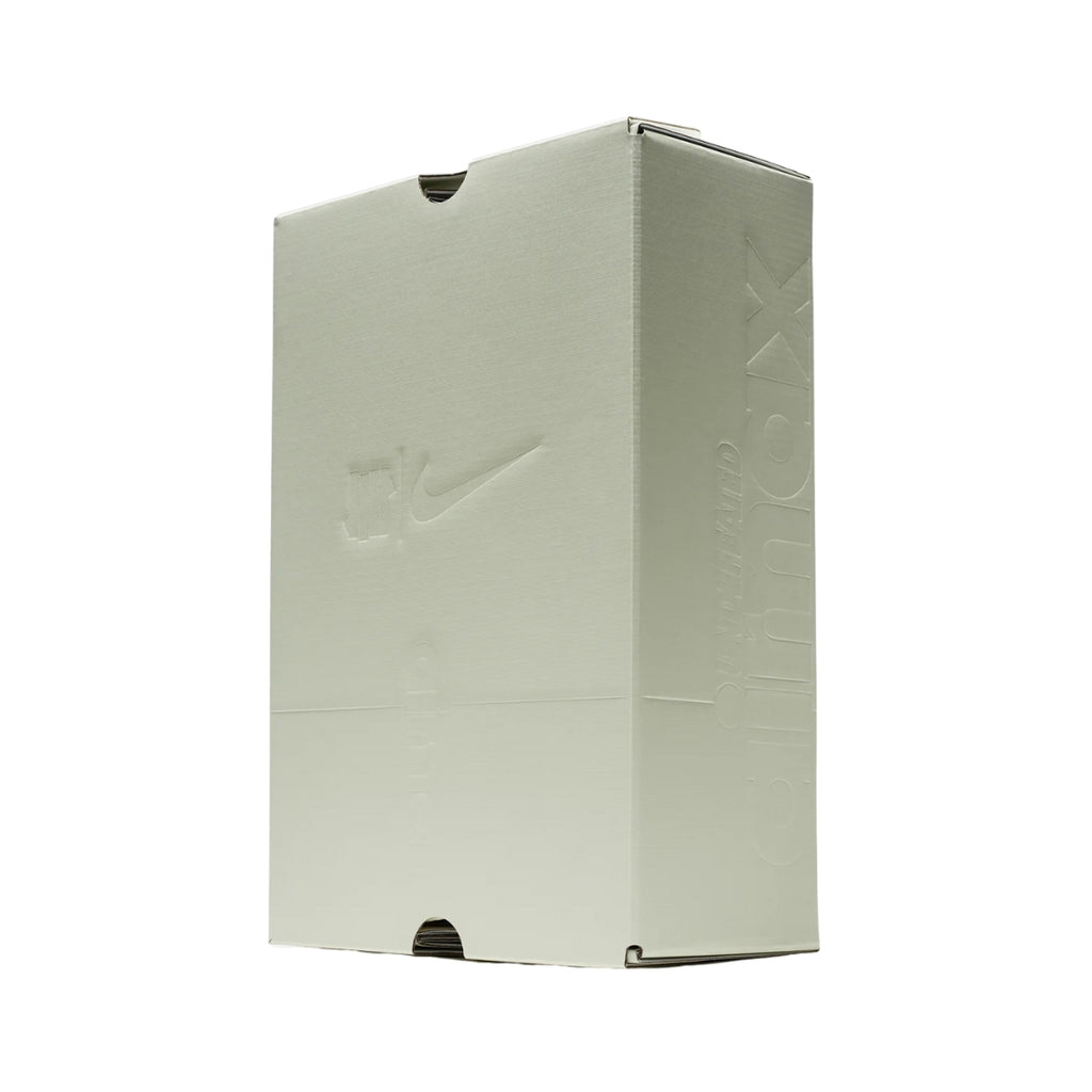 Tênis Nike Air Max 95 x UNDEFEATED "Sail/Metallic Silver"