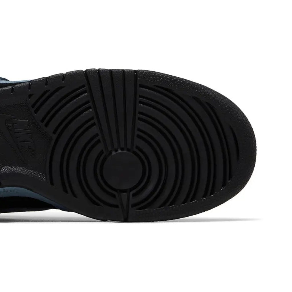 Tênis Nike SB Dunk Low x Supreme "Ocean Fog"