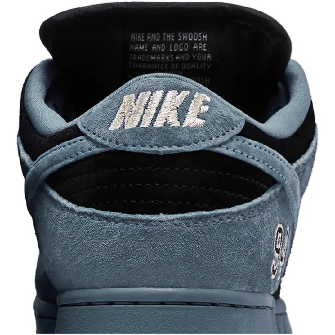 Tênis Nike SB Dunk Low x Supreme "Ocean Fog"