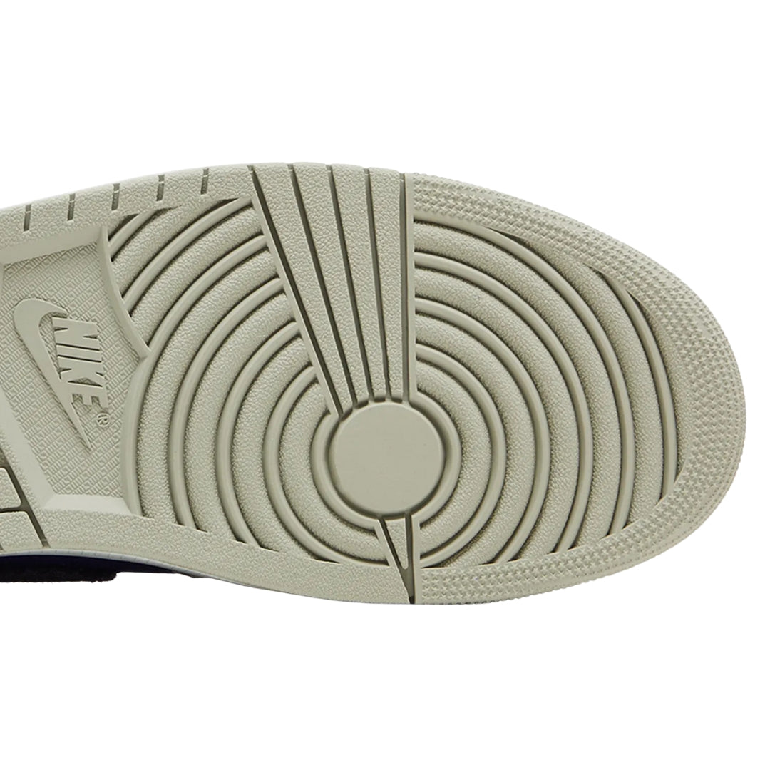 Tênis Nike Air Jordan 1 Low x Zion Williamson "Voodoo Alternate"