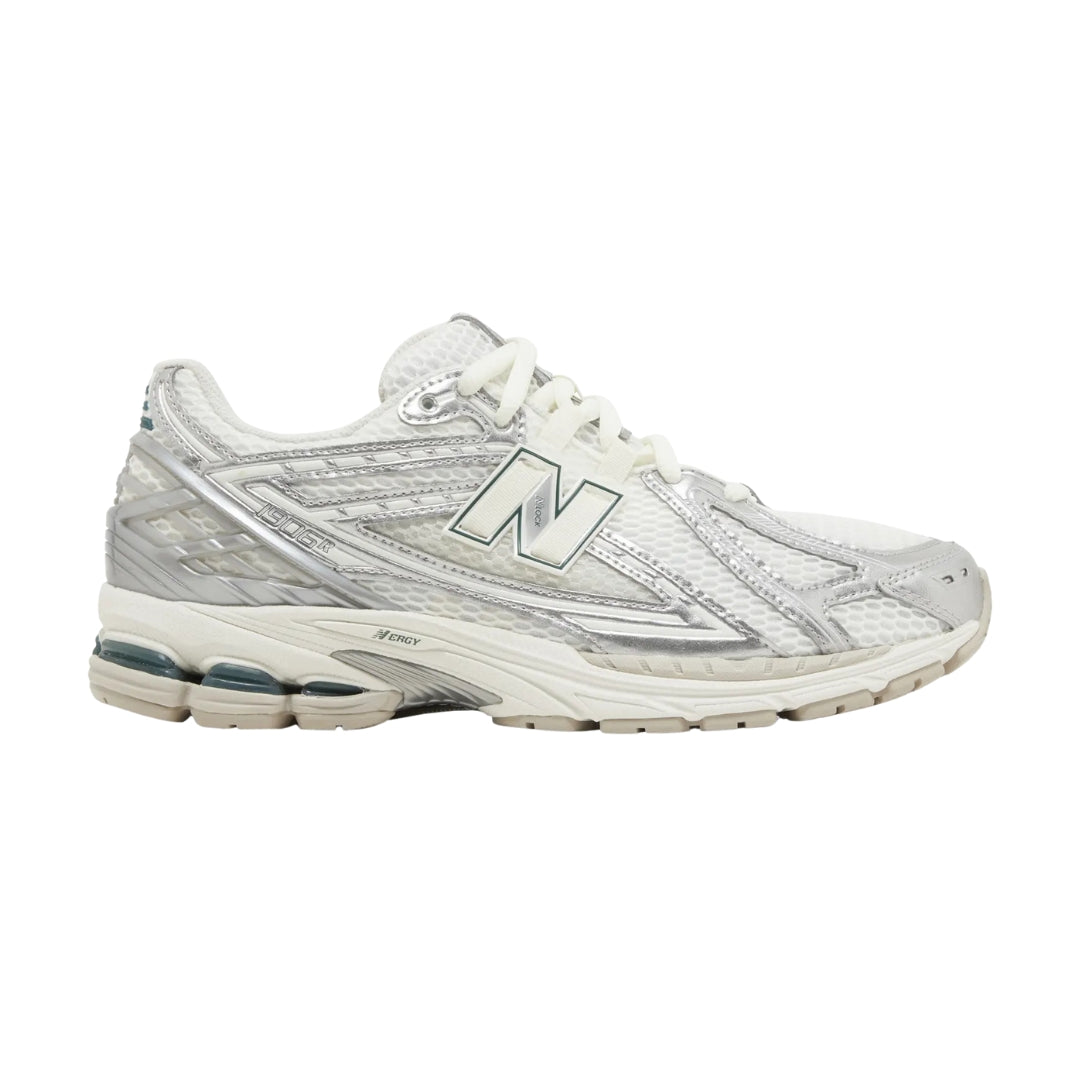 Tênis New Balance 1906R "Silver Metallic Sea Salt"