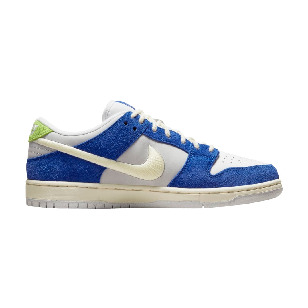 Tênis Nike SB Dunk Low x Fly Streetwear "Gardenia"