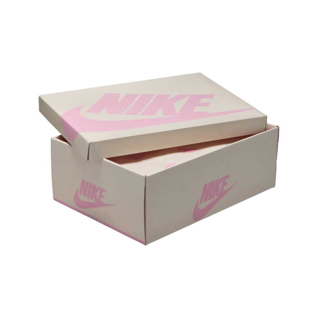 Tênis Nike Air Jordan 1 x Travis Scott "Sail Tropical Pink"
