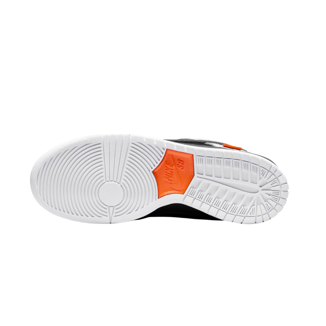 Tênis Nike SB Dunk Low Pro x TIGHTBOOTH "Black and White"