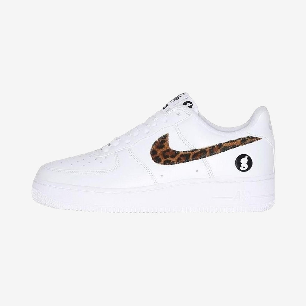 Tênis Nike Air Force 1 Low x GOODENOUGH x Supreme "White/Leopard"