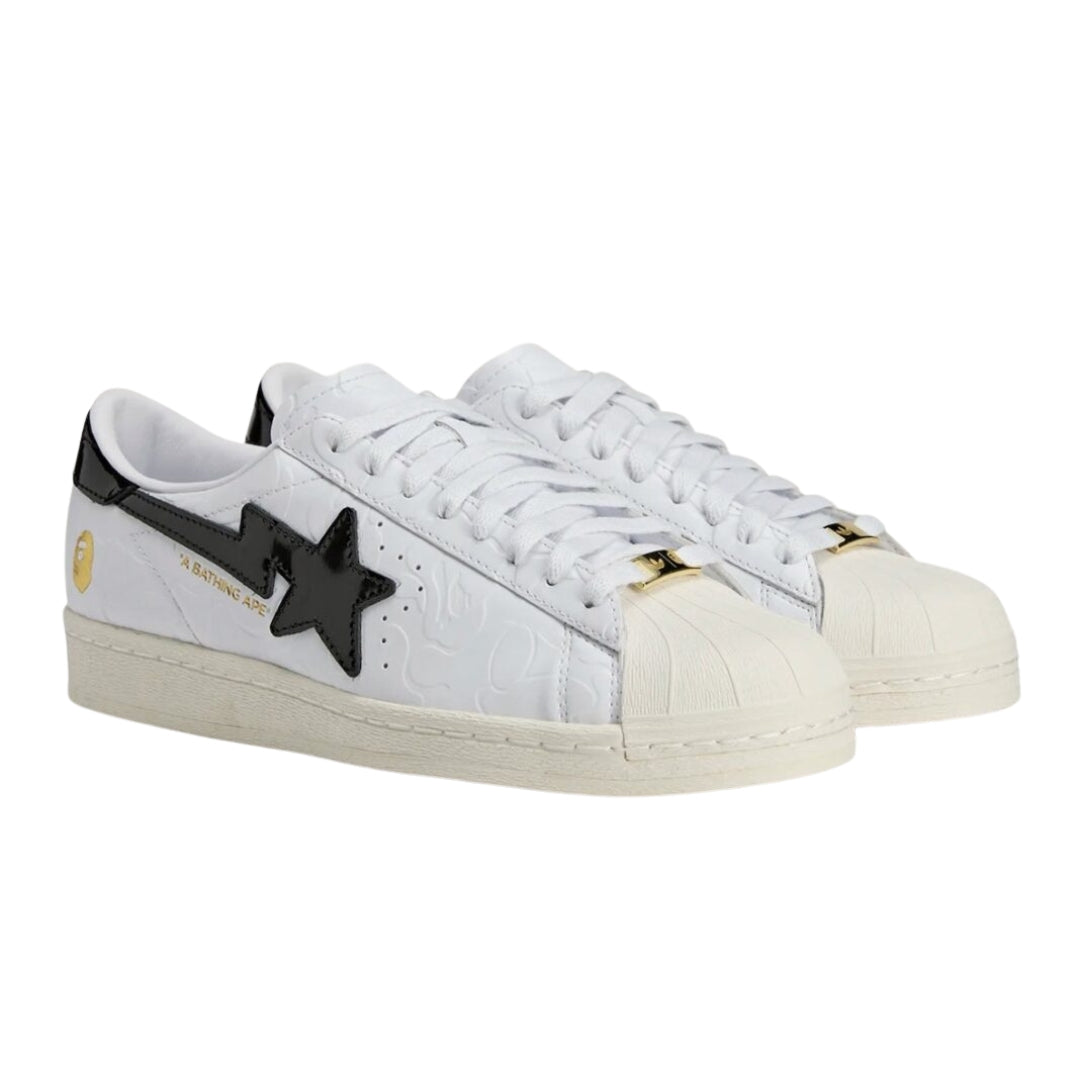 Tênis Adidas Superstar x A BATHING APE "Footwear White/Core Black/Gold Metallic"