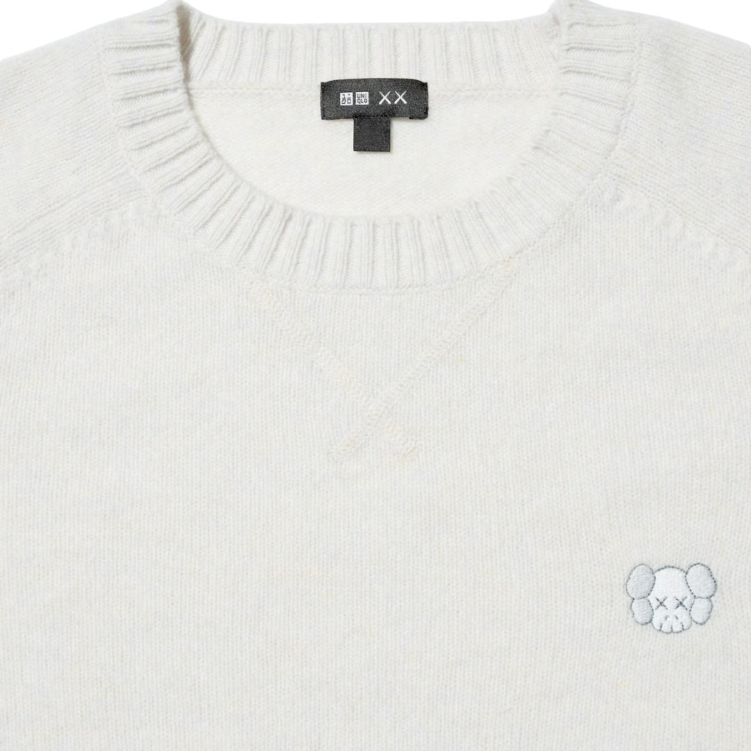 Suéter Uniqlo de Gola redonda x Kaws