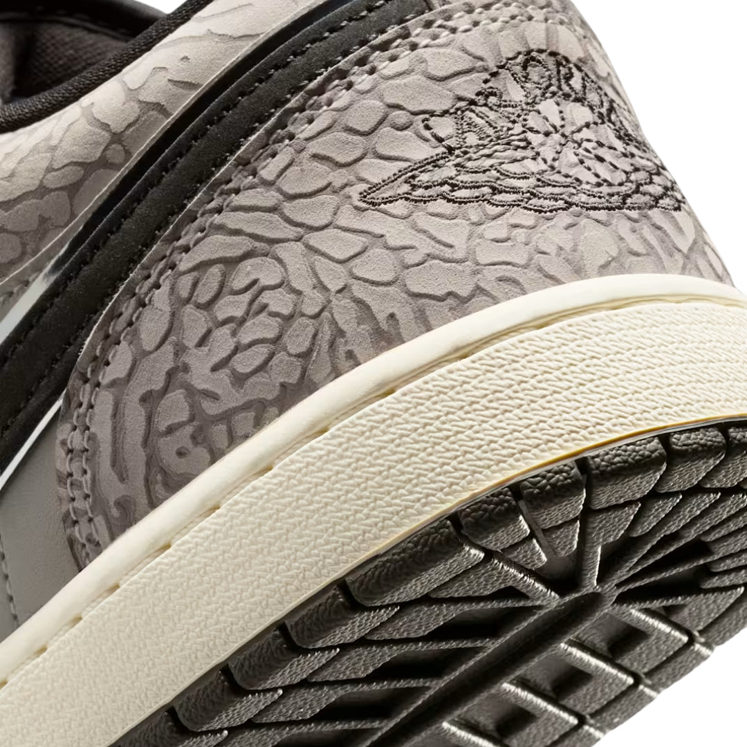 Tênis Nike Air Jordan 1 Low SE "Sail Deep Pewter Elephant Print"