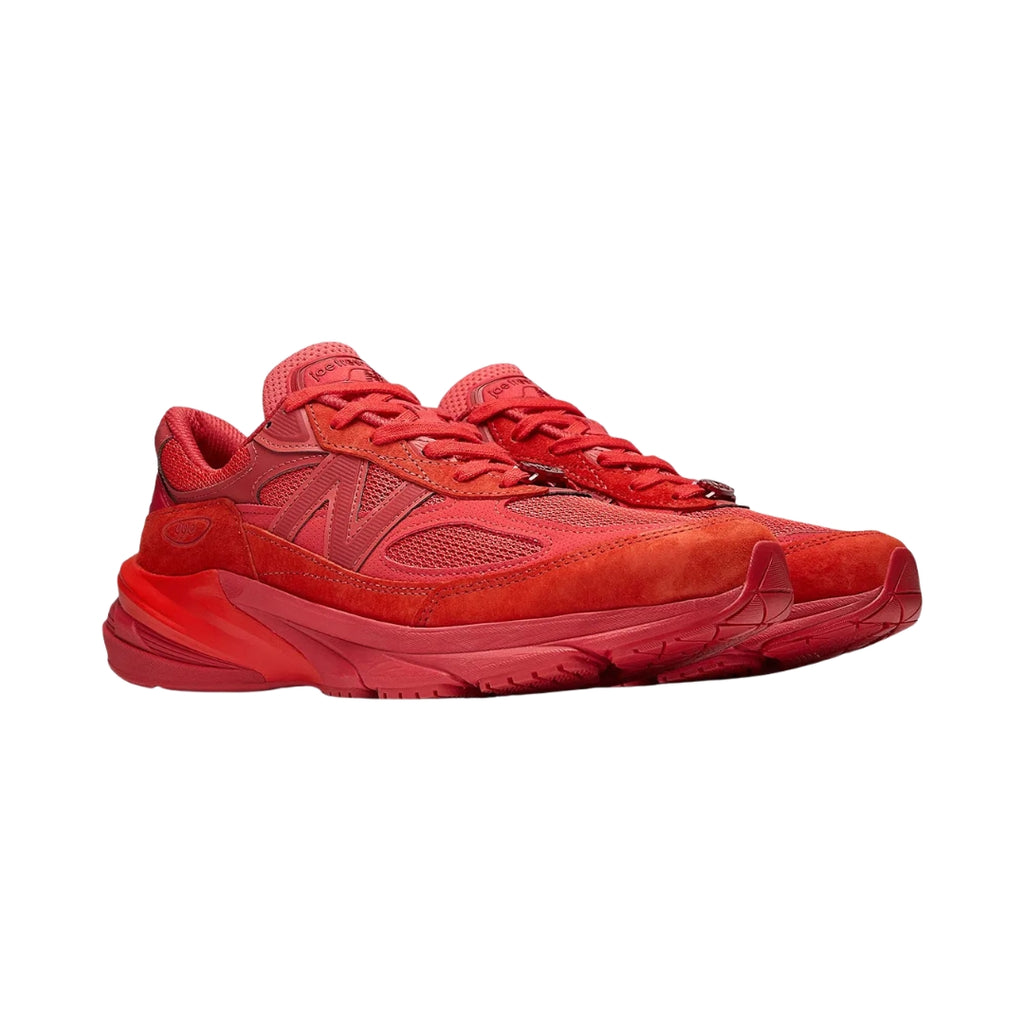Tênis New Balance 990V6 x Joe Freshgoods "Paris Red"