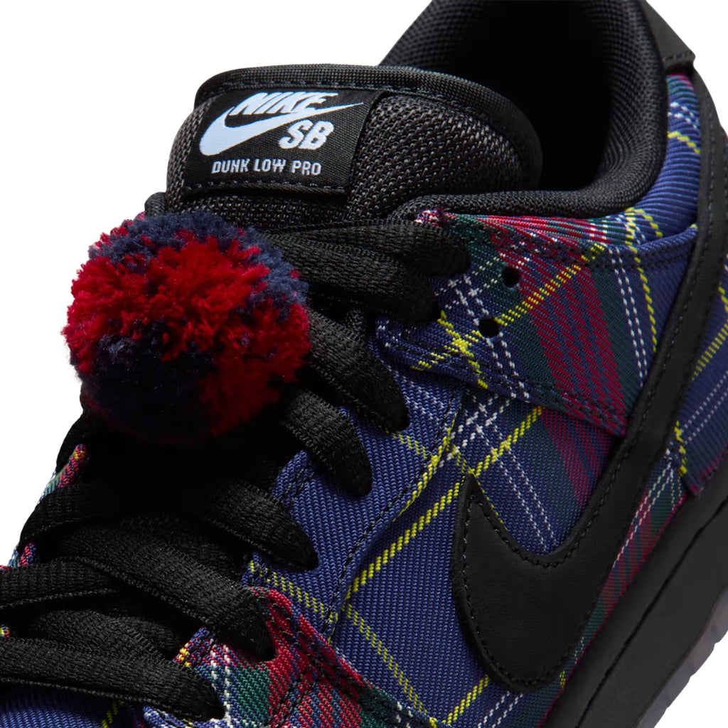 Tênis Nike SB Dunk Low x Nardwuar