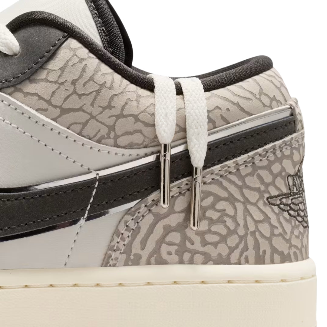 Tênis Nike Air Jordan 1 Low SE "Sail Deep Pewter Elephant Print"