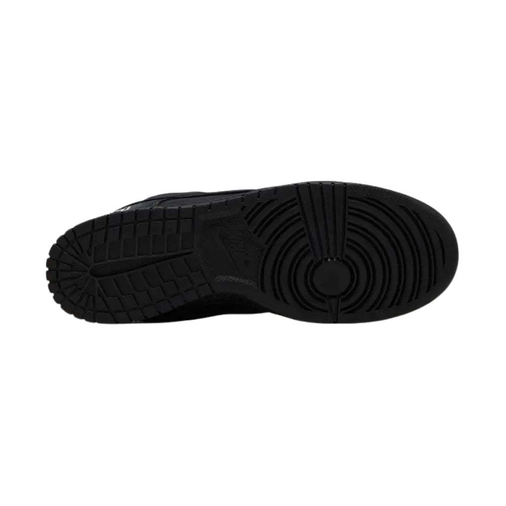 Tênis Nike SB Dunk Low x Supreme "Black"