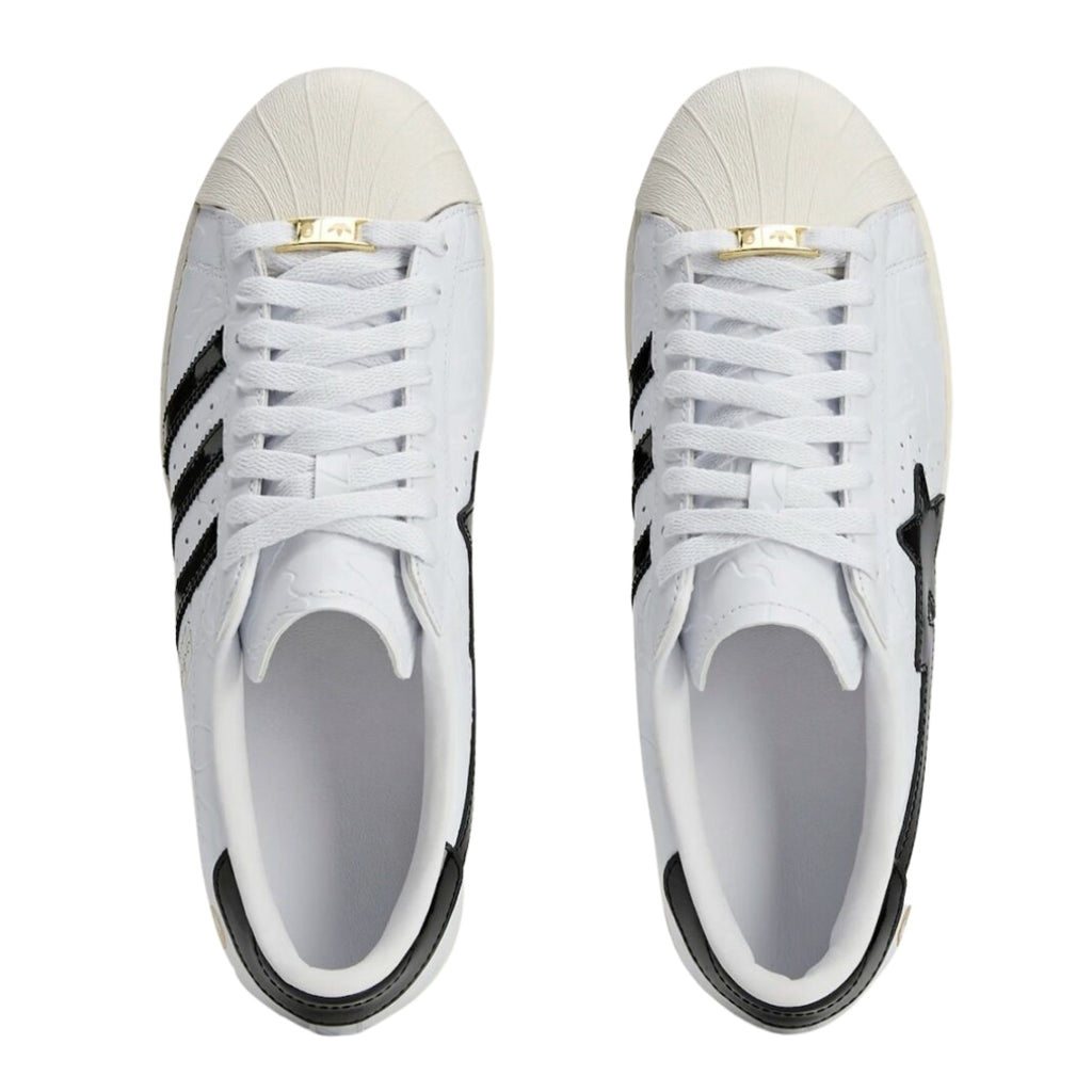 Tênis Adidas Superstar x A BATHING APE "Footwear White/Core Black/Gold Metallic"