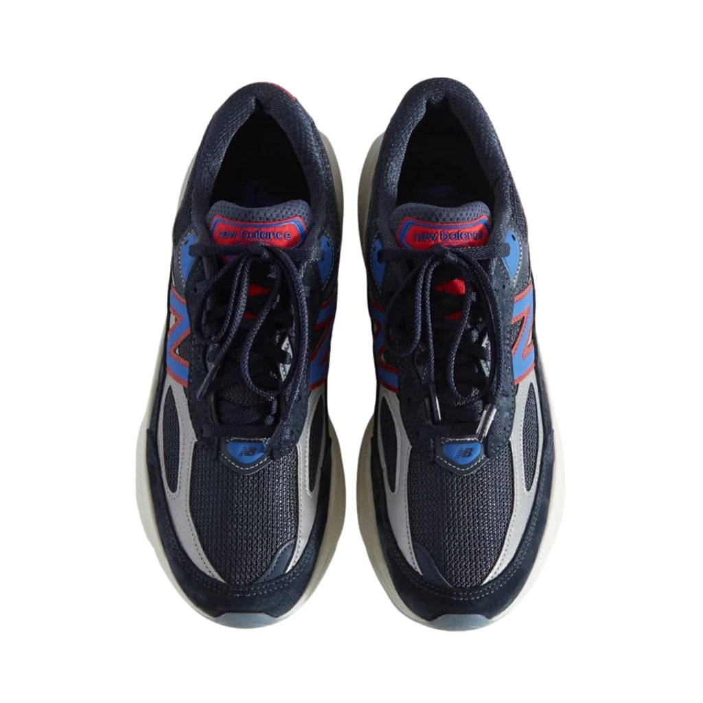 Tênis New Balance 990V6 Madison Square Garden x KITH "Navy"