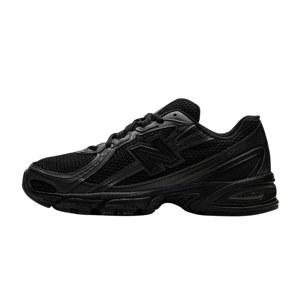 Tênis New Balance 740 "Triple Black"