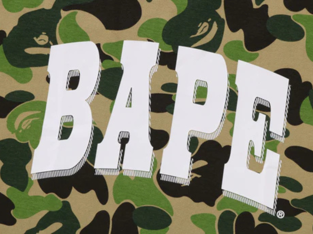 Camiseta ABC CAMO RELAXED FIT BAPE LOGO TEE