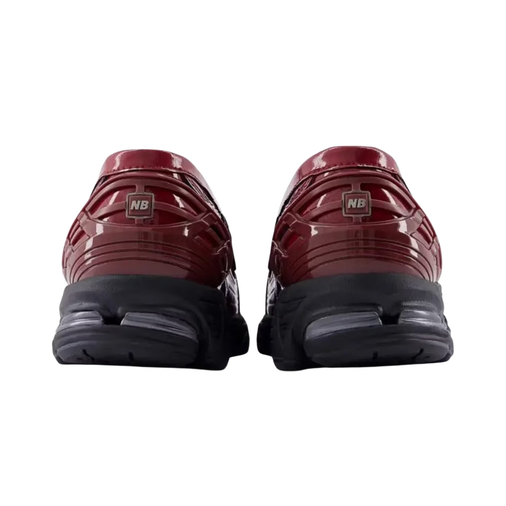 Tênis New Balance 1906L "Red Croc"