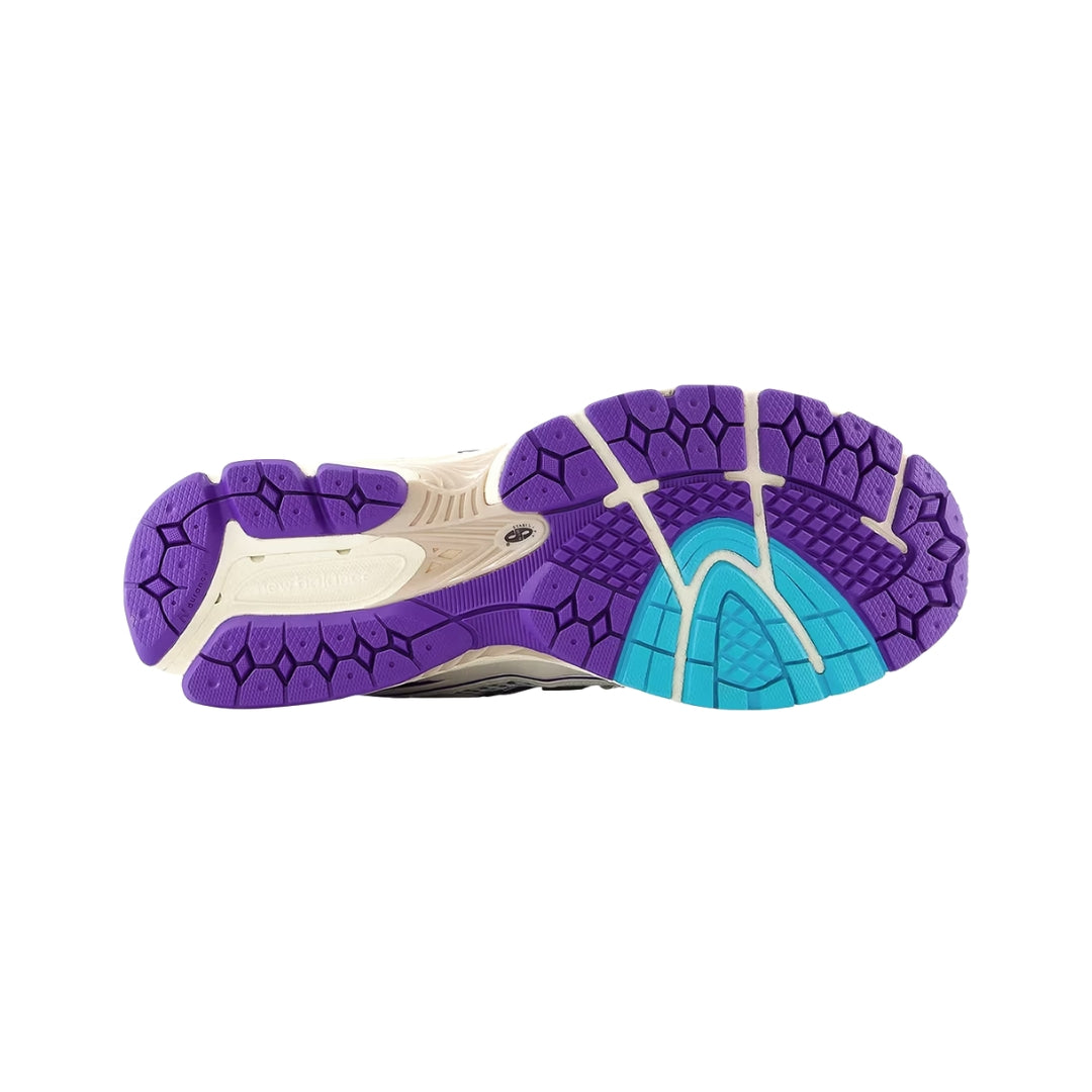 Tênis New Balance 1906R "Charlotte Hornets"