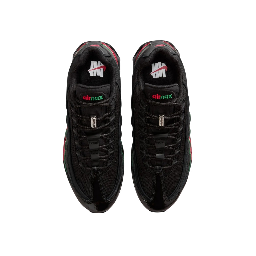 Tênis Nike Air Max 95 x UNDEFEATED "Black/Metallic Silver"