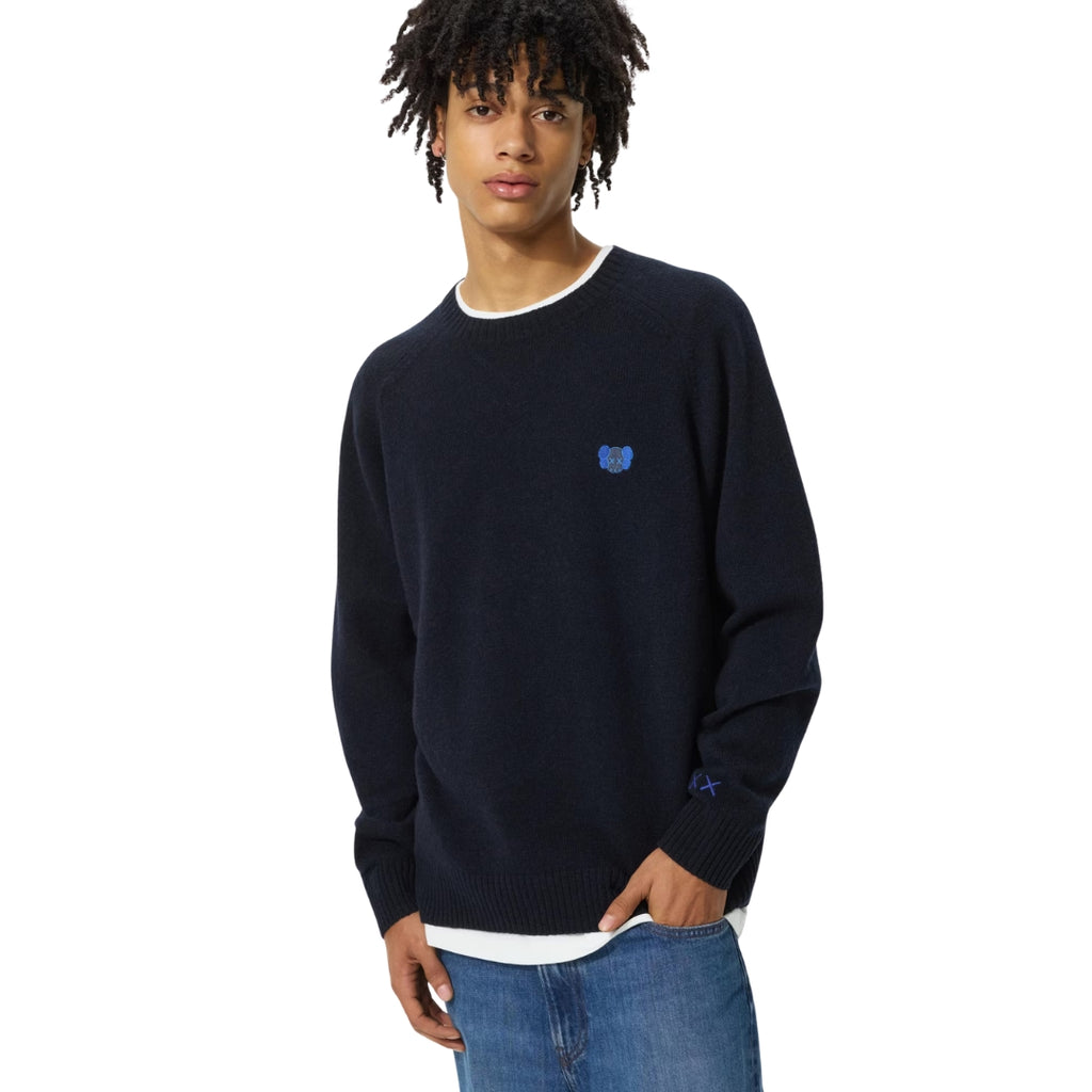 Suéter Uniqlo de Gola redonda x Kaws