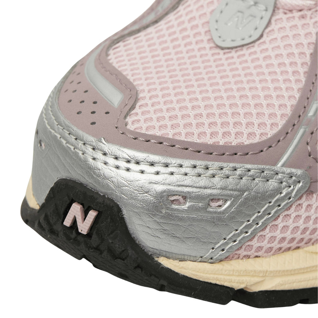 Tênis New Balance 1906R "Rose Sugar Silver"