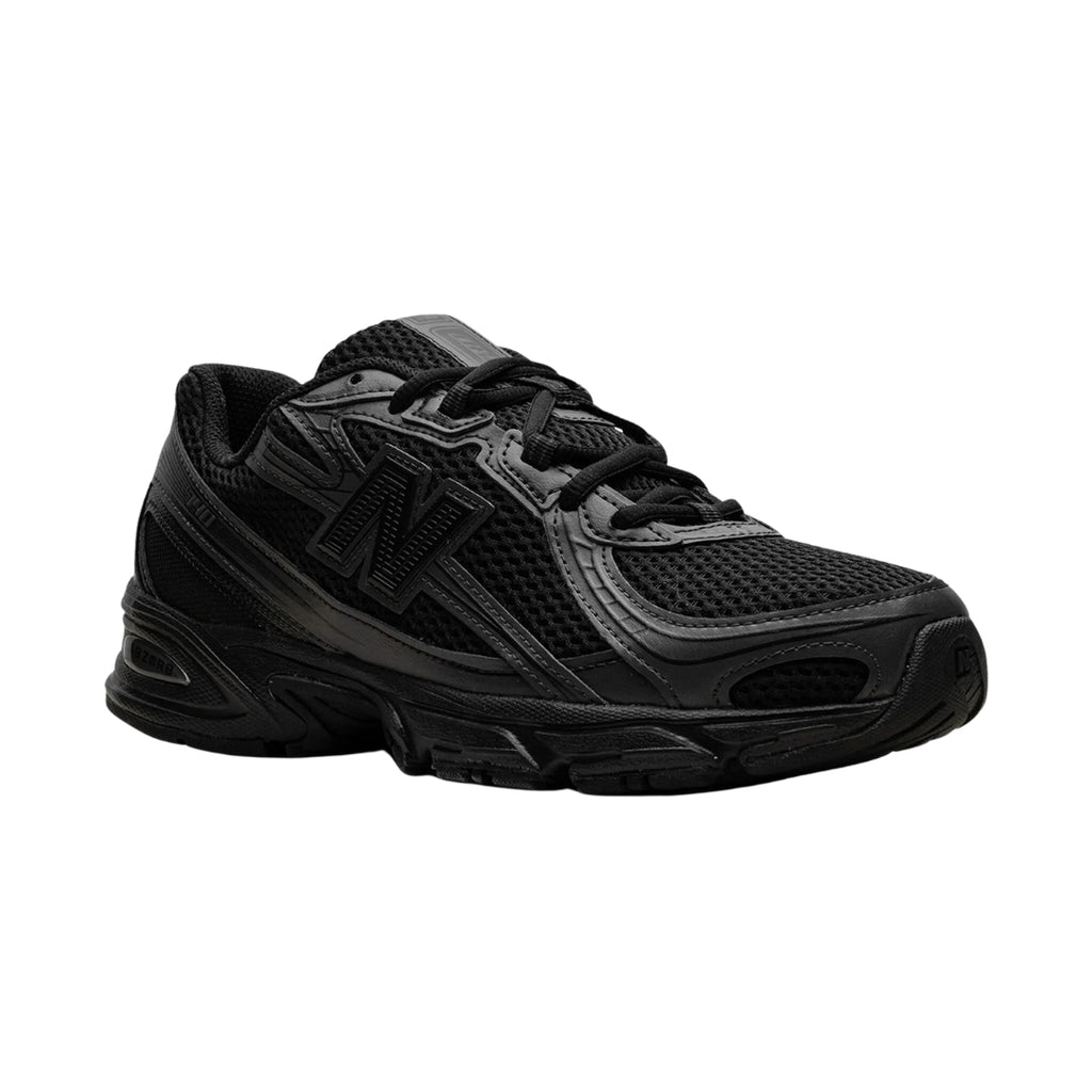 Tênis New Balance 740 "Triple Black"