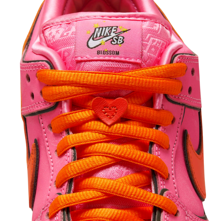 Tênis Nike SB Dunk Low x The Powerpuff Girls "Blossom"