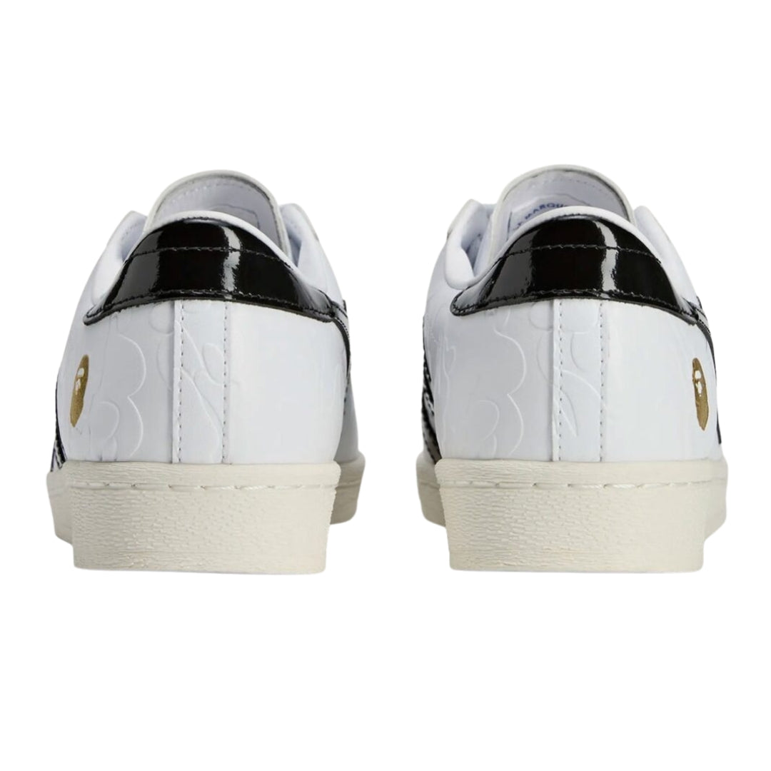 Tênis Adidas Superstar x A BATHING APE "Footwear White/Core Black/Gold Metallic"