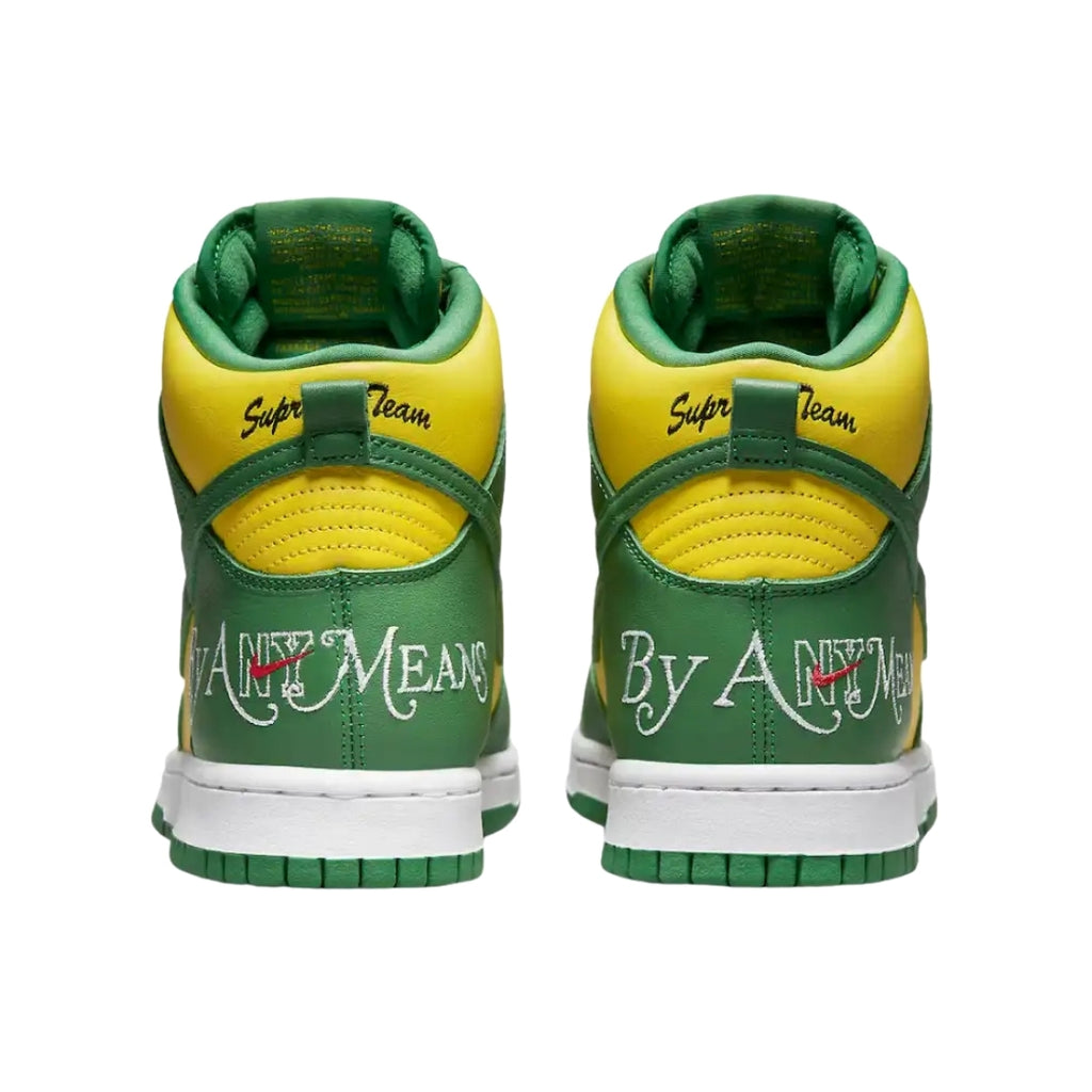 Tênis Nike SB Dunk High By Any Means x Supreme "Brazil"