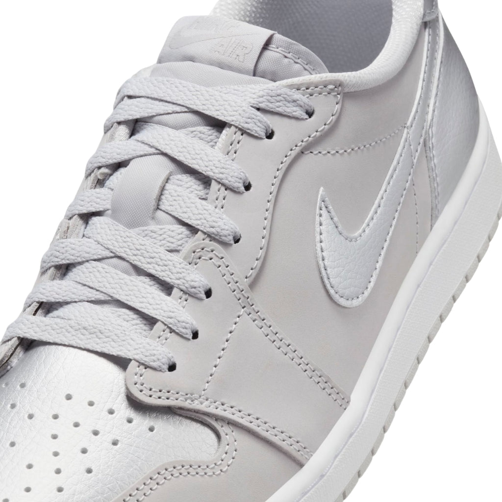 Tênis Nike Air Jordan 1 Low "Silver"
