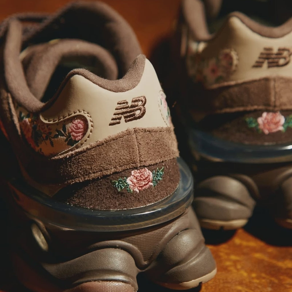 Tênis New Balance 9060 atmos Pink "Timeless Beauty"
