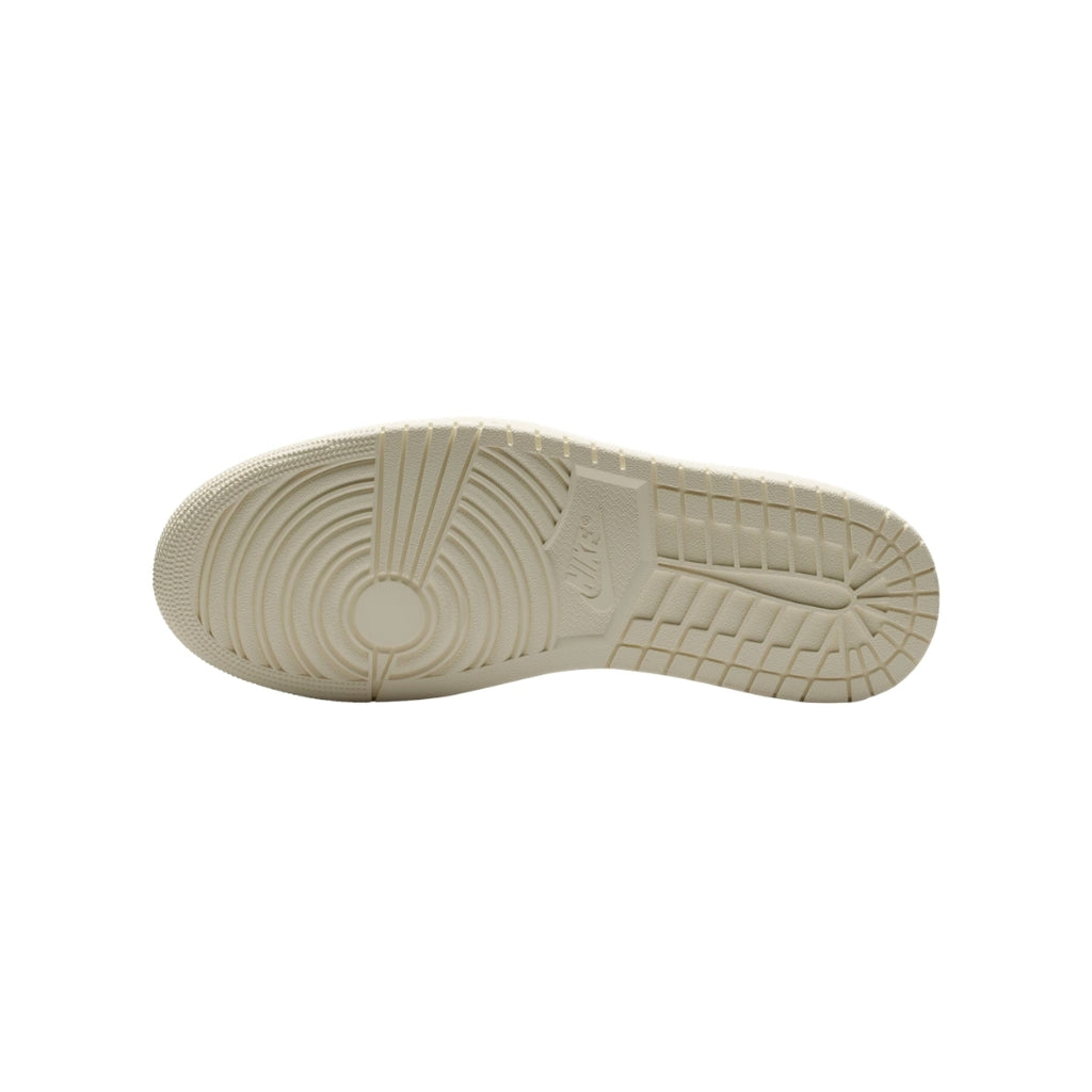 Tênis Nike Air Jordan 1 Retro Low "Sail"