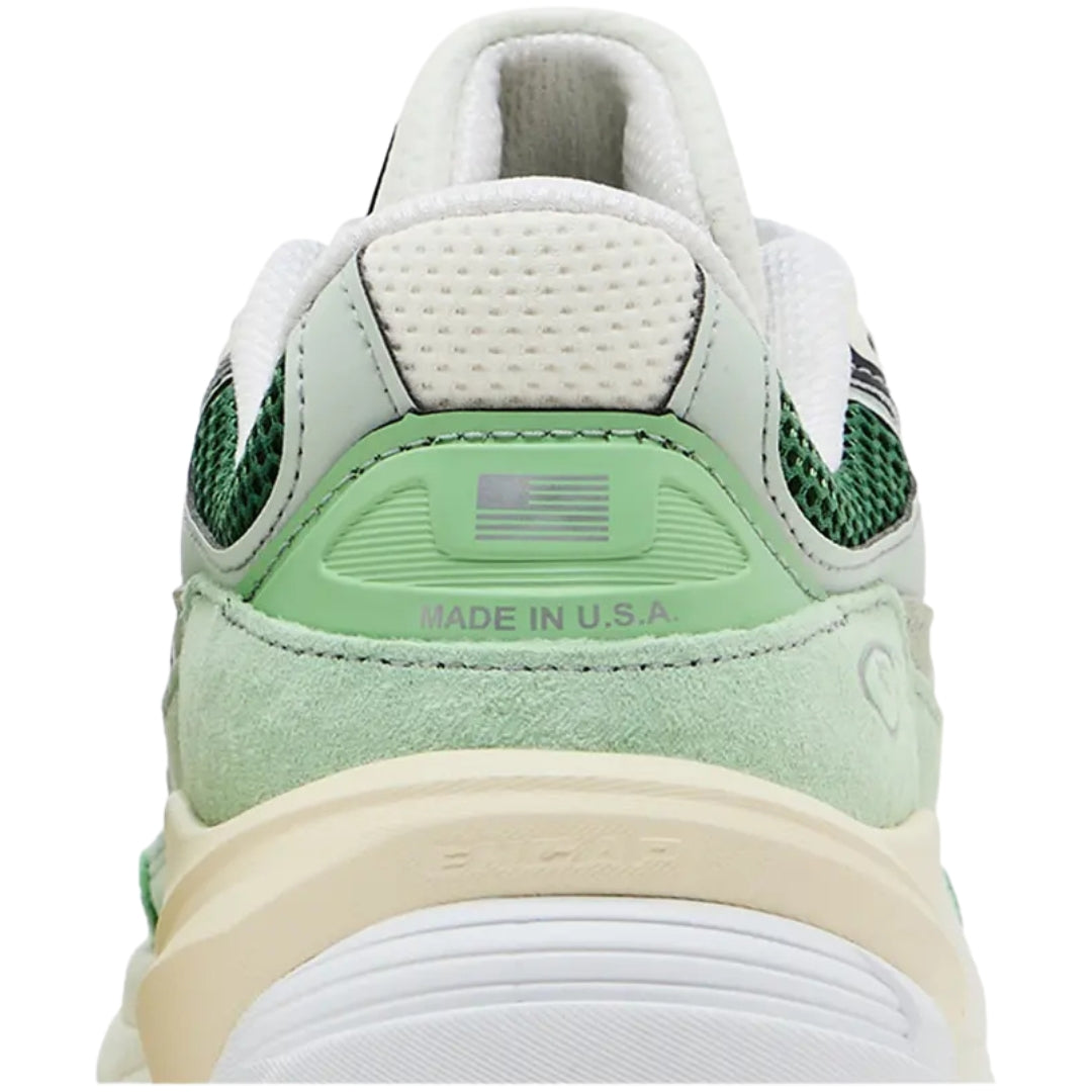 Tênis New Balance 990V6 "Avocado/Natural Mint"