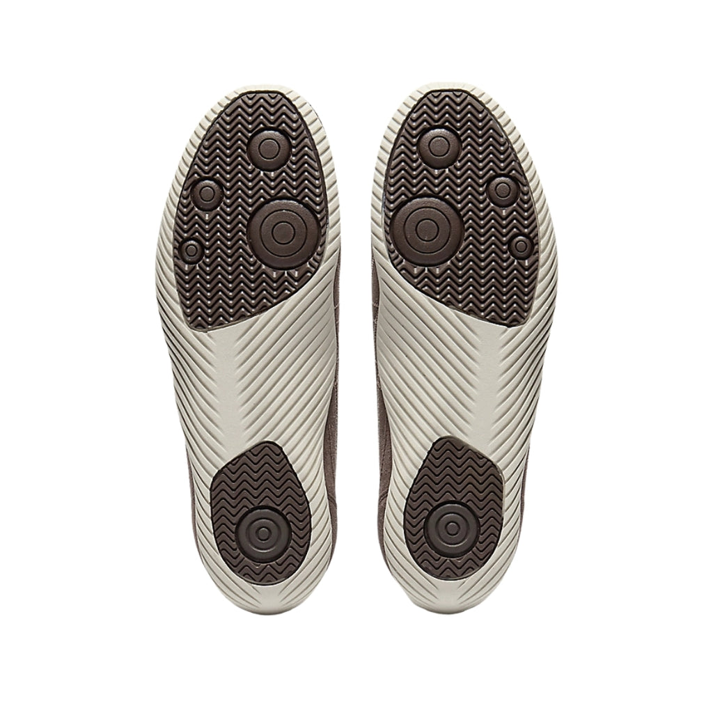 Tênis Onitsuka Tiger SCLAW "Licorice Brown/Dusty Steppe"