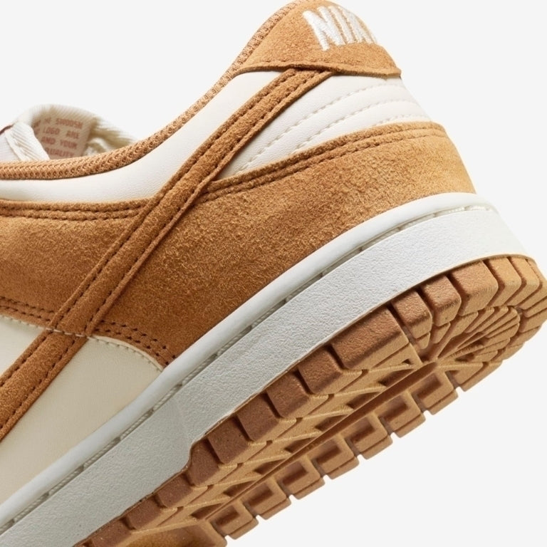 Tênis Nike Dunk Low "Flax Suede"
