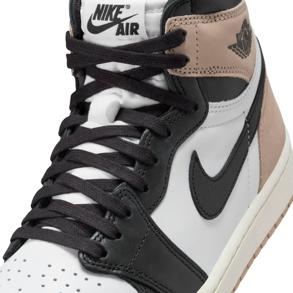 Tênis Nike Air Jordan 1 Retro High "Latte"