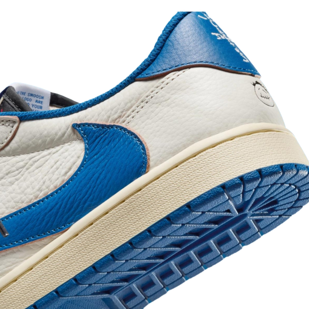 Tênis Nike Air Jordan 1 x Travis Scott x Fragment "Sail Military Blue"