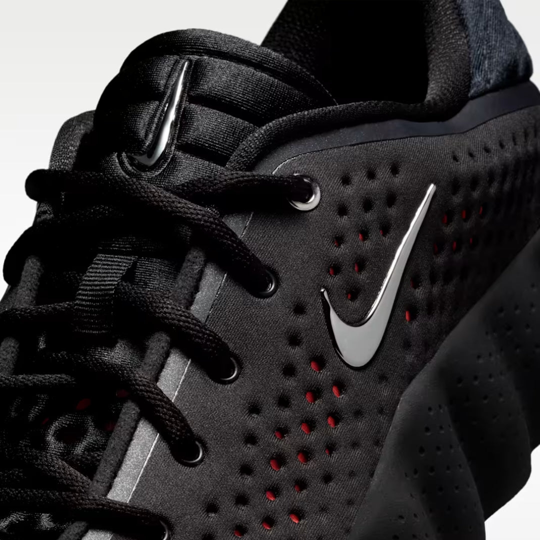 Tênis Nike Mind 002 "Black/Hyper Crimson"