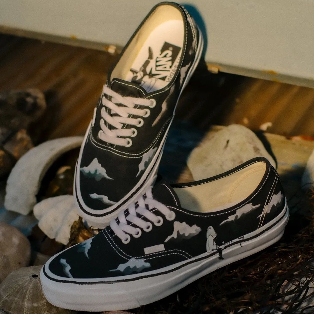 Tênis Vans Premium Authentic 44 x Yusuke Hanai "Canvas Black/True White"