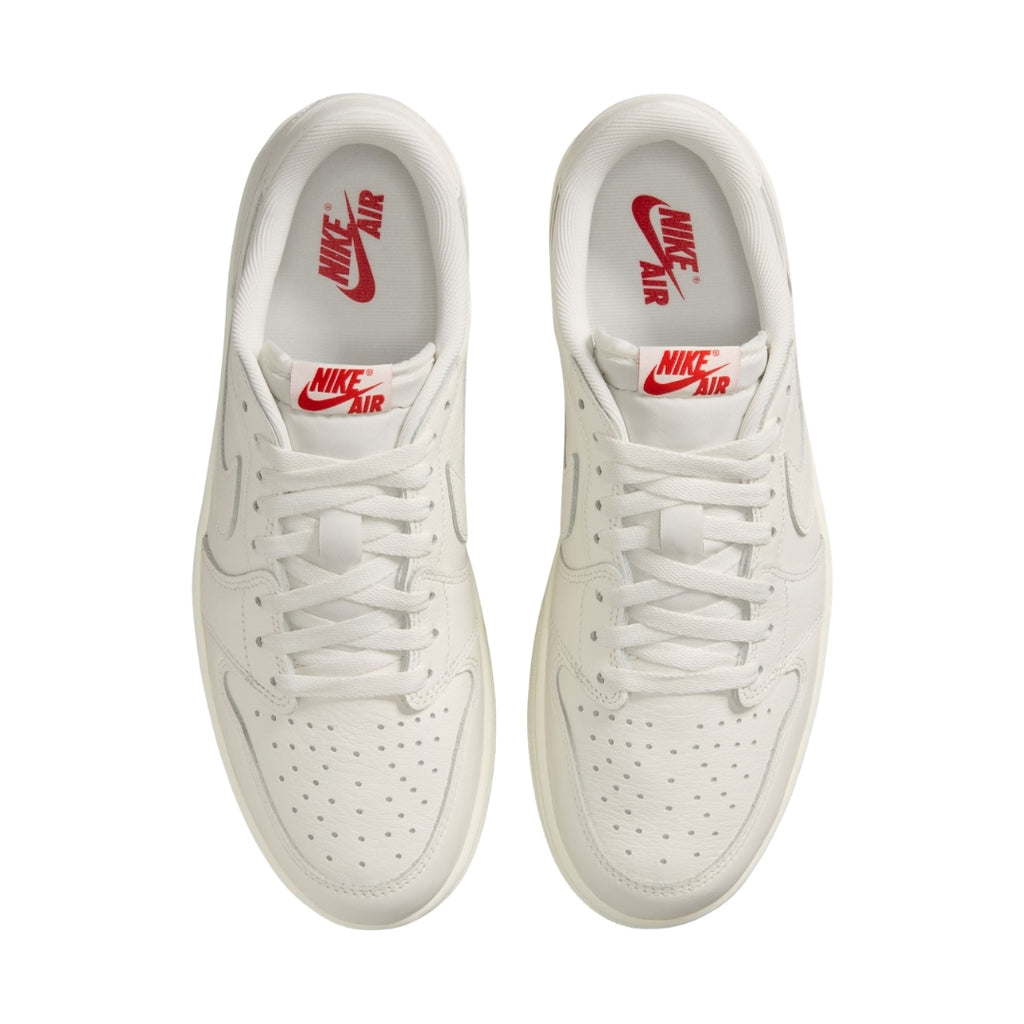 Tênis Nike Air Jordan 1 Retro Low "Sail"