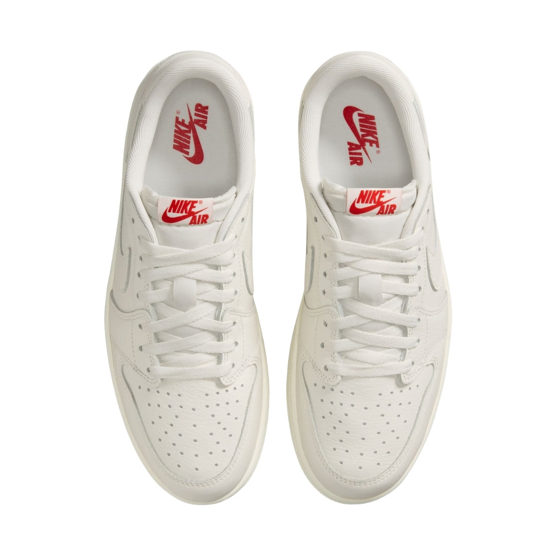 Tênis Nike Air Jordan 1 Retro Low "Sail"