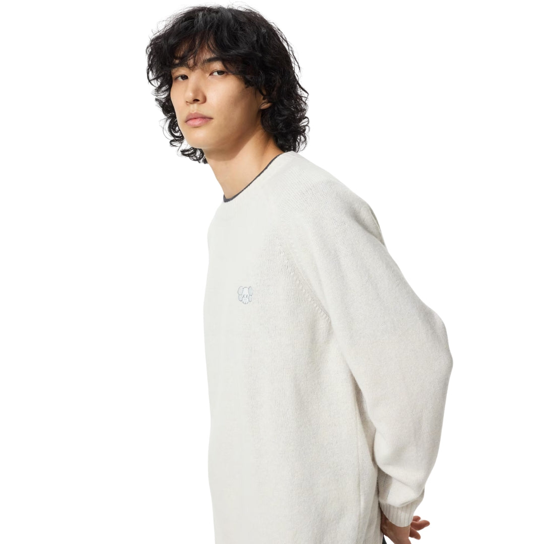 Suéter Uniqlo de Gola redonda x Kaws