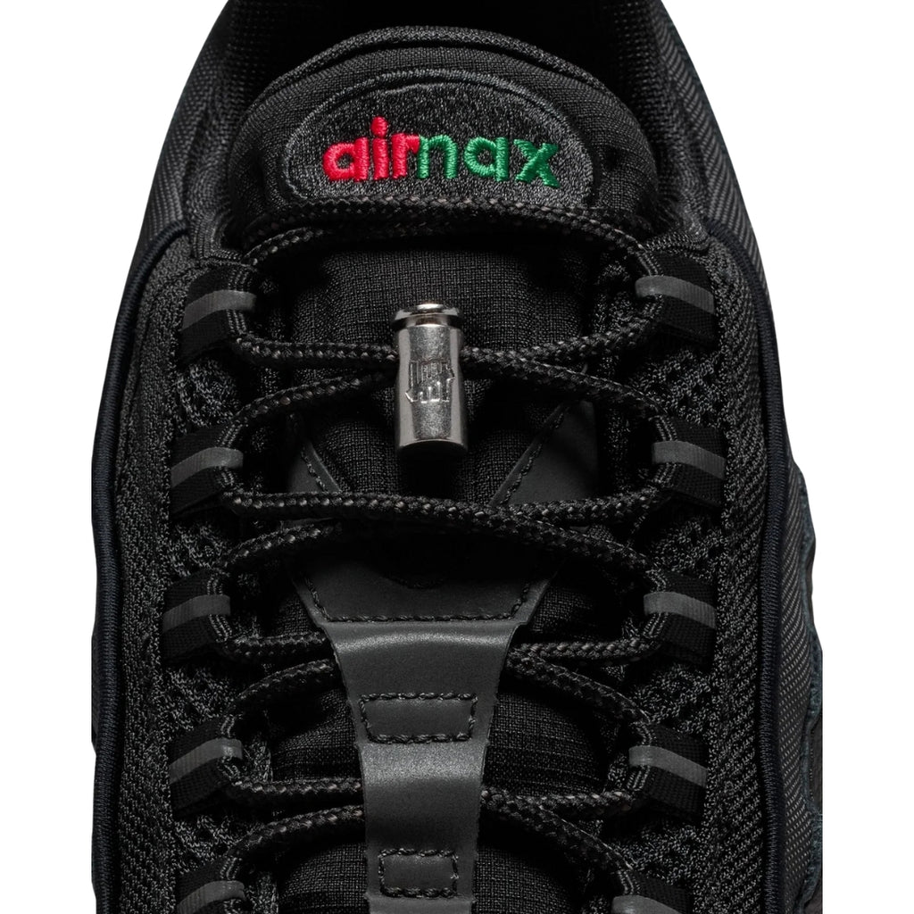 Tênis Nike Air Max 95 x UNDEFEATED "Black/Metallic Silver"
