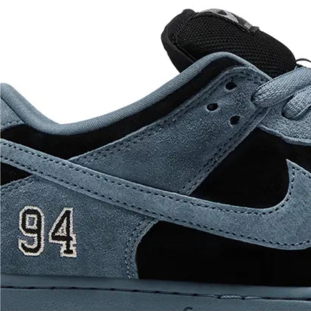 Tênis Nike SB Dunk Low x Supreme "Ocean Fog"