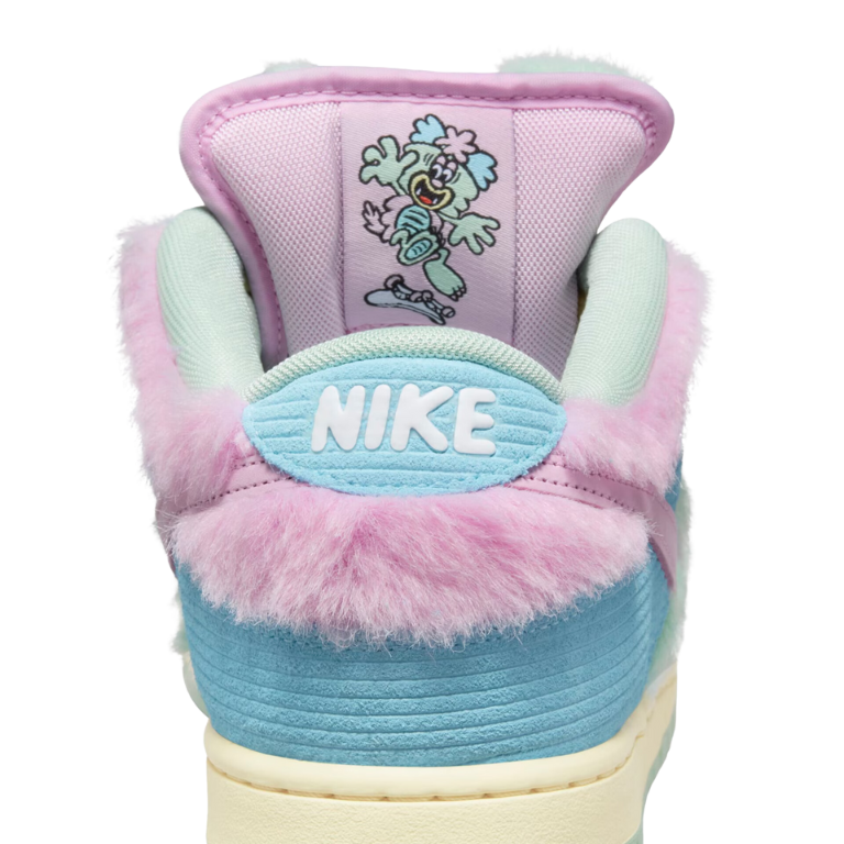 Tênis Nike SB Dunk Low x Verdy "Visty"