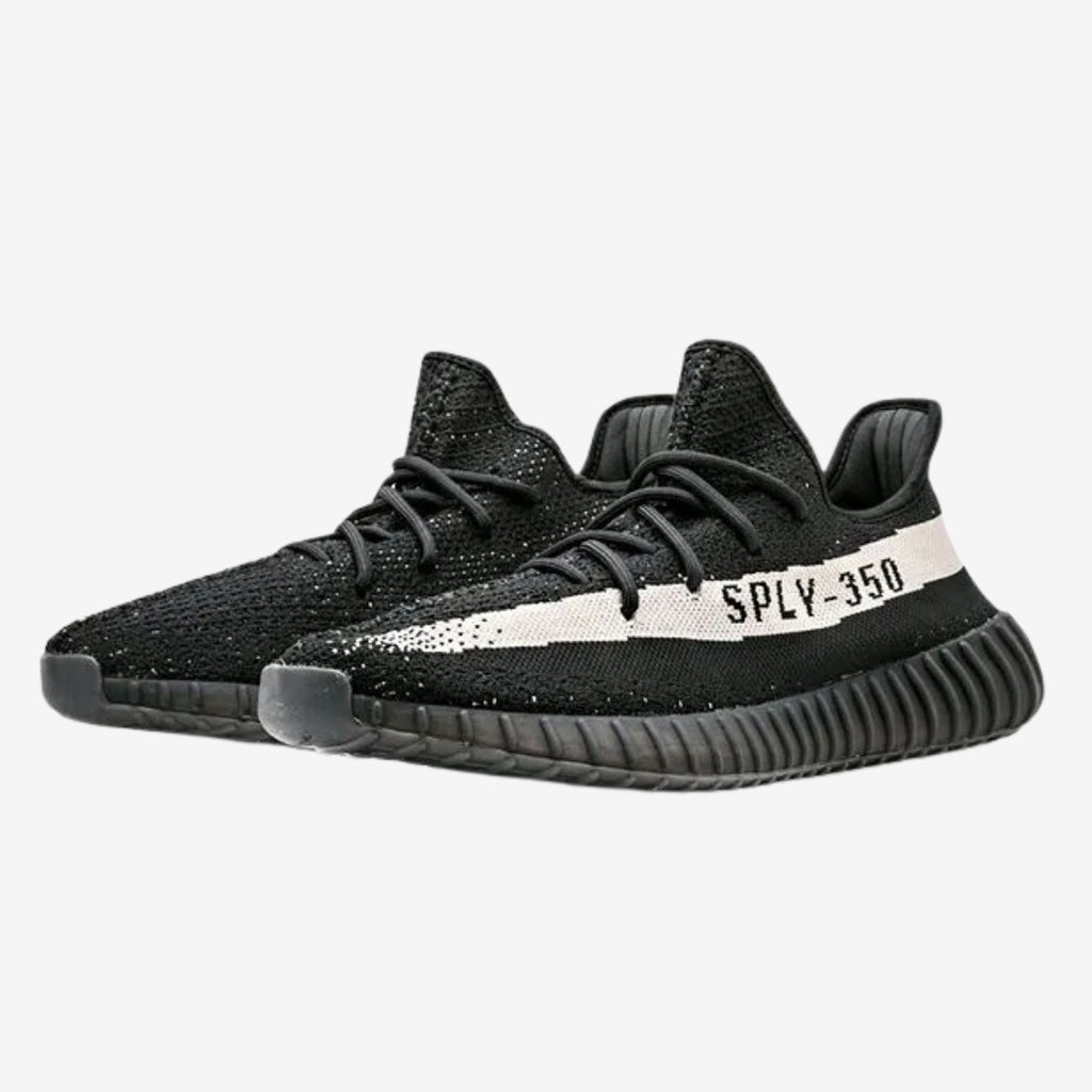 Tênis Adidas YEEZY Boost 350 V2 "Oreo"