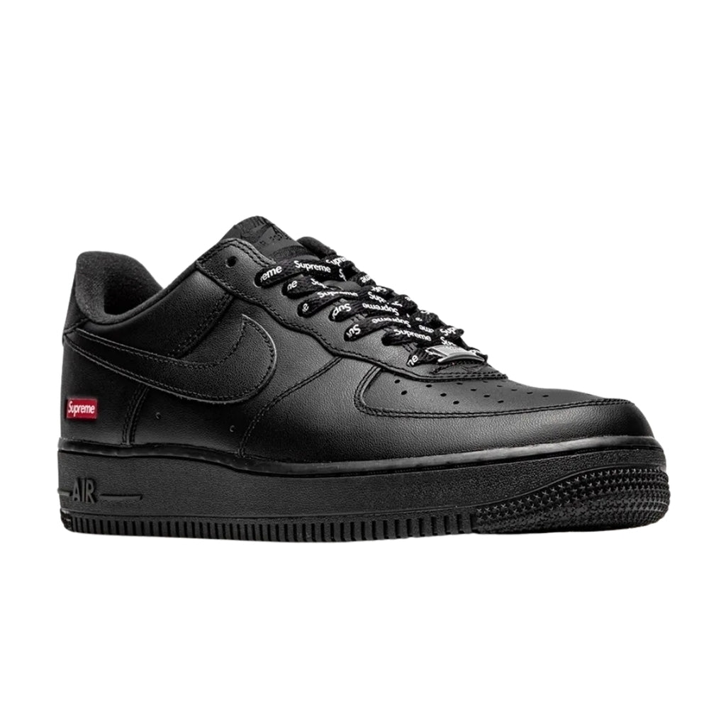 Tênis Nike Air Force 1 Low x Supreme "Black"