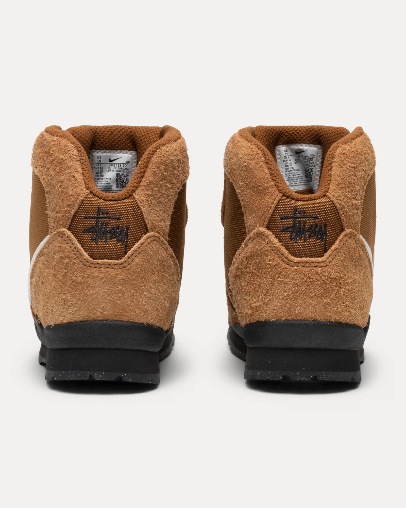 Tênis Nike Air Baltoro x STUSSY "British Tan/Brown"