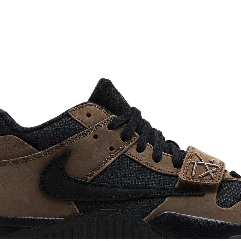 Tênis Nike Jordan Jumpman Jack TR x Travis Scott "Dark Mocha"