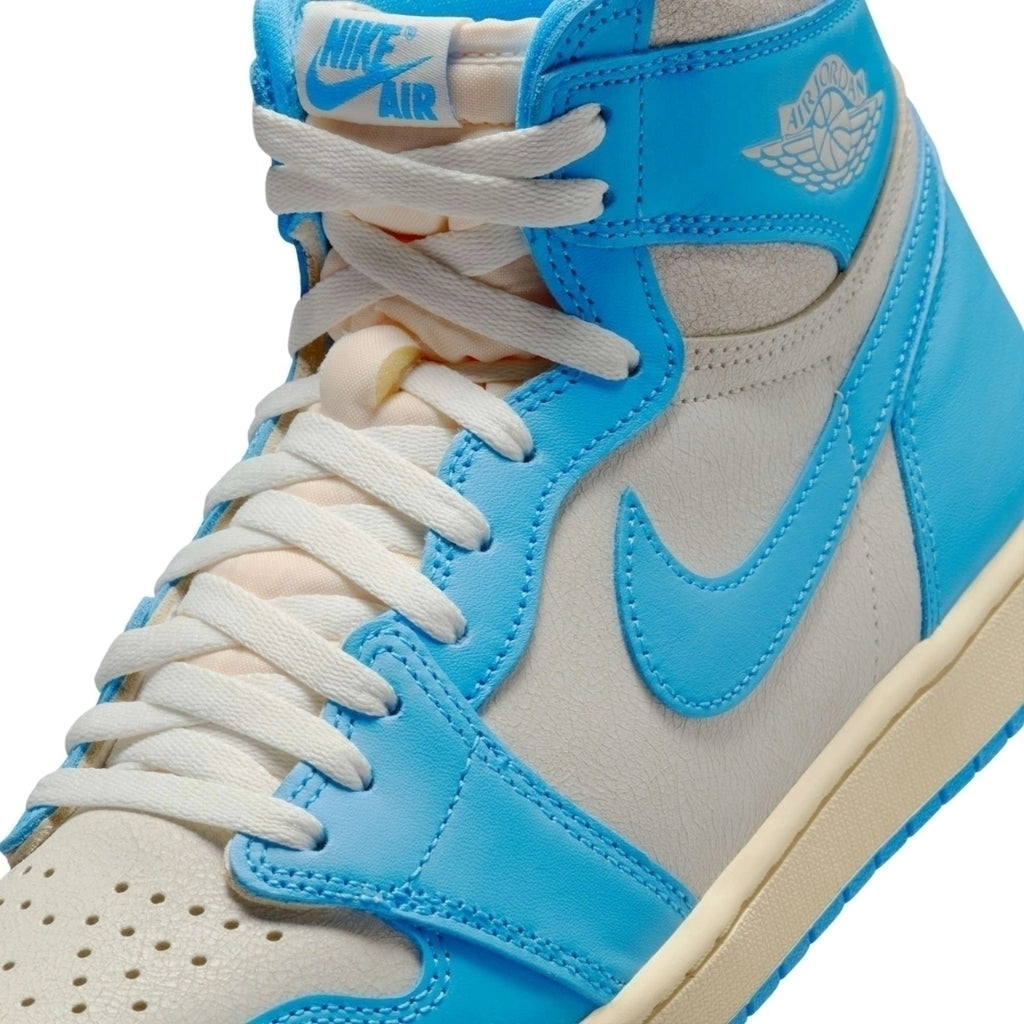 Tênis Nike Jordan 1 Retro High "UNC Reimagined"